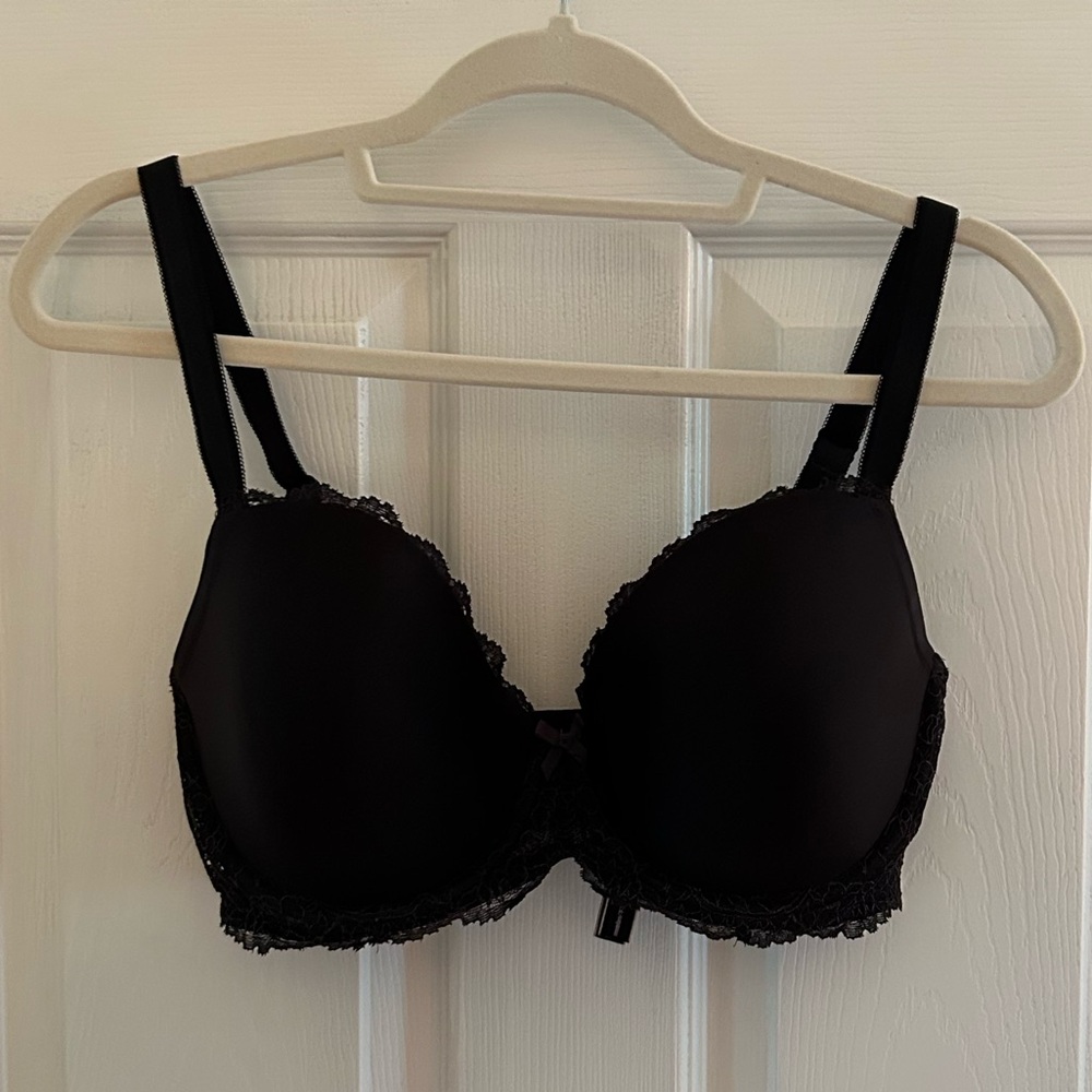 Victoria’s Secret Black Lace Bra